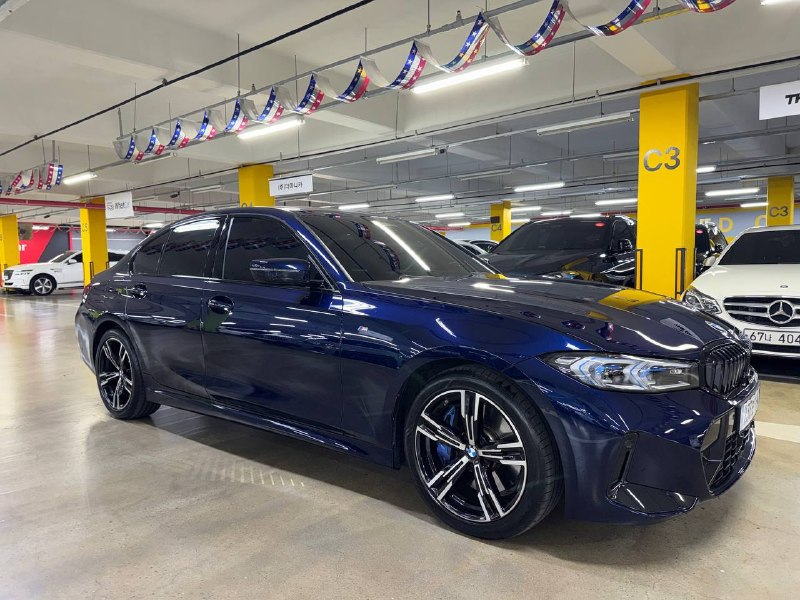 BMW 320i M Sport — вид 2