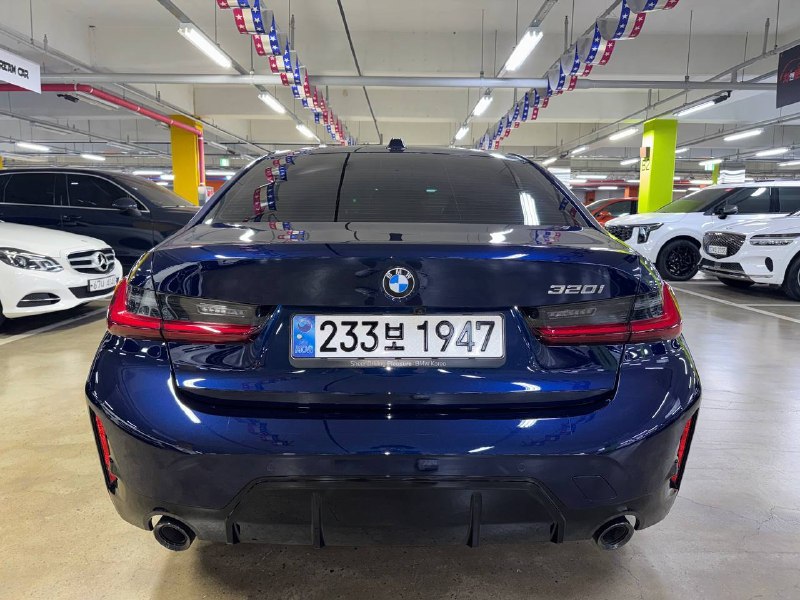 BMW 320i M Sport — вид 3
